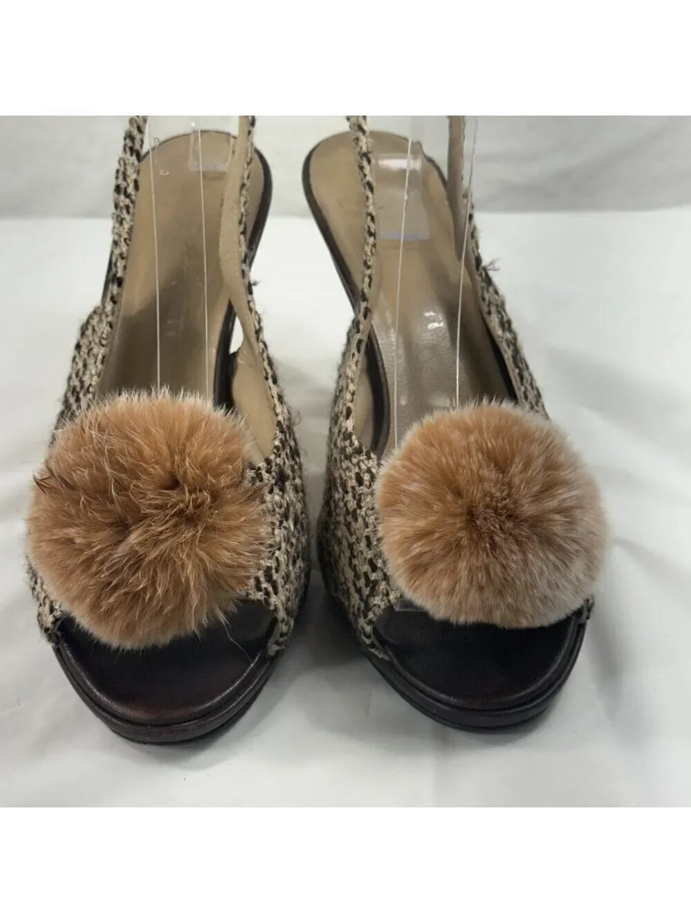 Via Condotti tweed heels with pom poms size 8